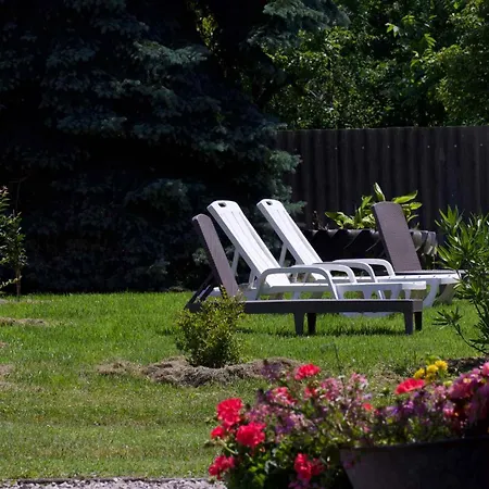 In - Balaton 18047 Апартаменты *